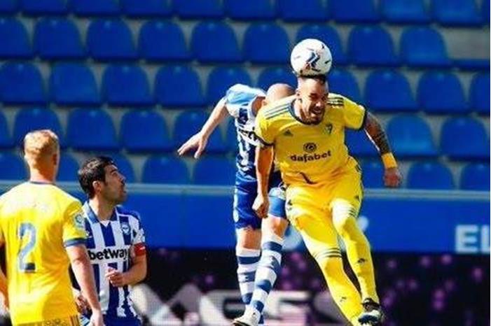 قاديش يخطف التعادل امام ديبورتيفو الافيس 4008895_1615646615