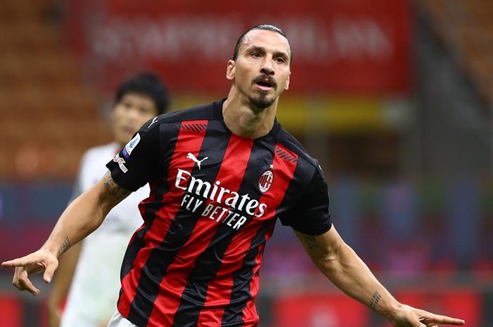 إبراهيموفيتش يثير الجدل ويشعل مواقع التواصل .. بكلمتين zlatan-ibrahimovic-ac-milan-serie-a-2020-21_9mbo8bpthyc11d48x9nxgo2t6