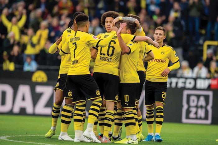 مفارقة غريبة ،، مدرب يواجه فريقه الجديد !! بروسيا-دورتموند-وسلافيا-براغ