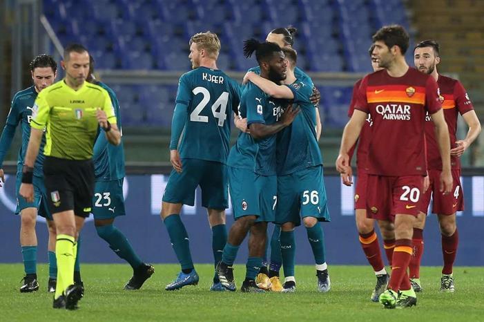كورونا يغزو الدوري الإيطالي ويتسبب بتأجيل المباريات kessie-roma-milan_1qwam1t127ge2103lzyn8glg4z