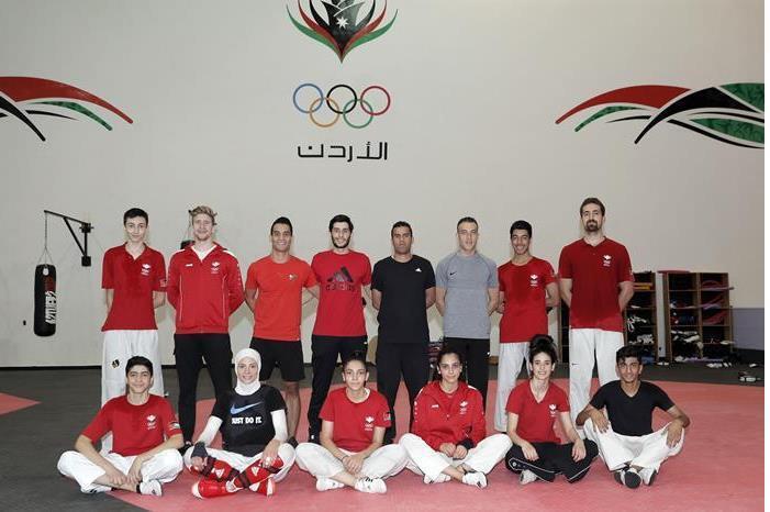 3202114144823625556869