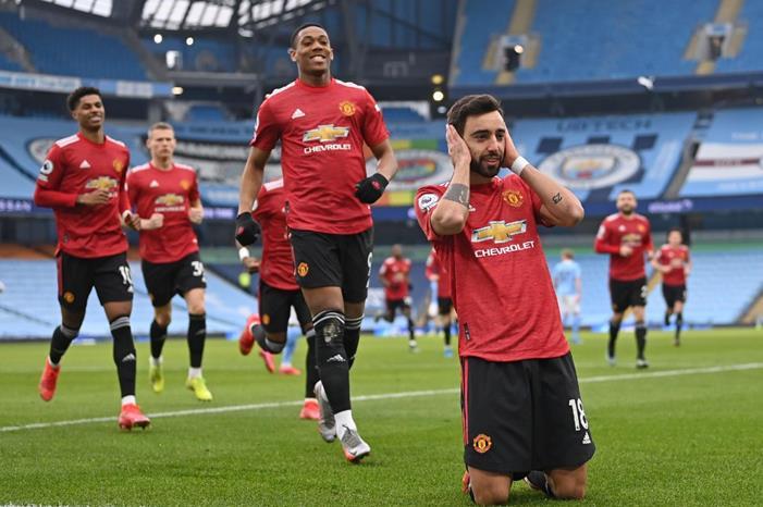 مانشستر يونايتد يقهر السيتي في الديربي manchester-united-manchester-city-fernandes-2021_euxuzpi0vig51cdqu5rlygbyk