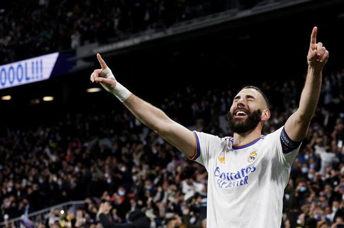 خبير تحكيمي يحسم الجدل حول صحة هدف بنزيما MAD-PSG