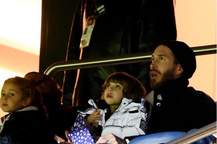 راموس يثير الجدل بعد ريمونتادا ريال مدريد (صورة) 622b0ebc4236043af3674522