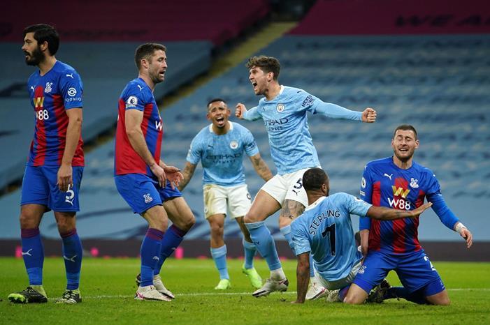 Manchester-City-4-0-Crystal-Palace-Live-broadcast-Stones-Gundogan-goals-scaled