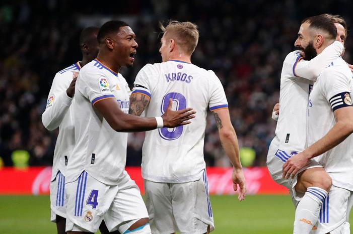 6211678042360437125e8d94