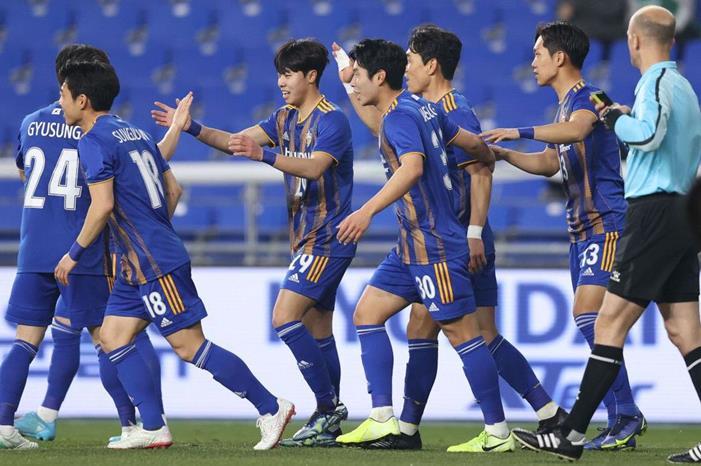 هيونداي الكوري يتأهل لدوري أبطال اسيا Ulsan-Hyundai-v-Port-FC-ACL-2022---celebration-