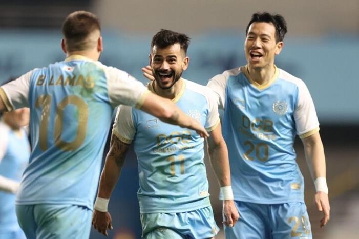 Daegu-FC-(KOR)-v-Buriram-United-(THA)-(6)