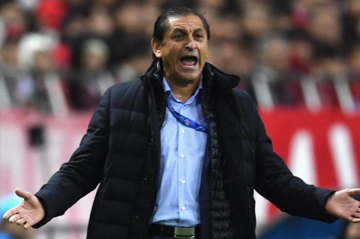 بطاقة تُغرم نجل رامون دياز في الهلال d72d4ebc57