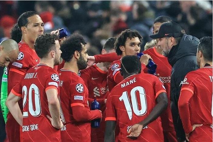 كلوب بعد مباراة ليفربول ضد أرسنال: سأقوم بضربه! 623329da4c59b7187c3e46a1