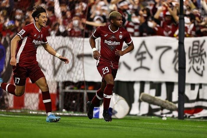 مدرب ملبورن بوبوفيتش يعترف بأحقية رفاق انيستا في التأهل Vissel-Kobe-v-Melbourne-Victory---AFC-2022---6