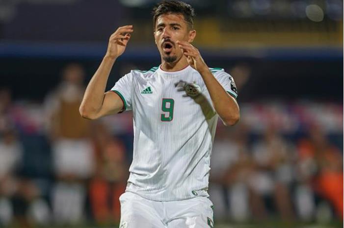 أول تعليق لبونجاح بعد استبعاده من تشكيلة الجزائر لمواجهة الكاميرون 6236ce784c59b774db7fbe79