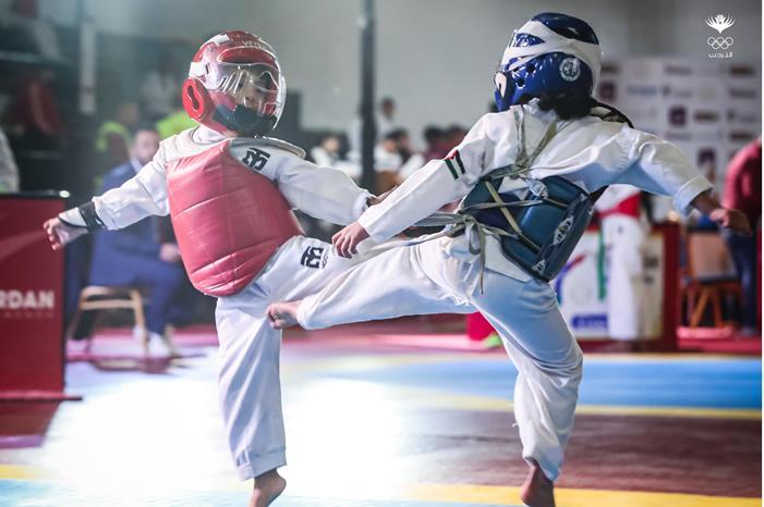 55ebdc8204d4050128f4ae3dabd1cc18