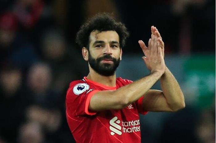 لاعب إفريقي يعادل إنجاز محمد صلاح التاريخي في 11 دقيقة 6236193542360443ed649414