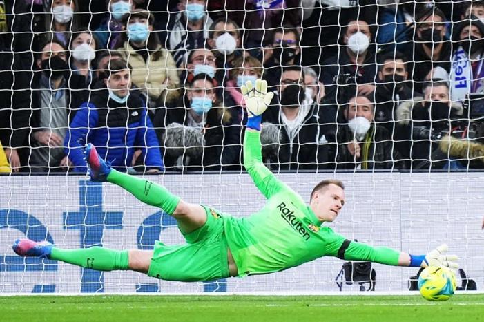 تير شتيجن يفتخر بإسقاط ريال مدريد الكلاسيكو-شتيغن-يحرم-فالفيردي-من-التسجيل-وكورتوا-يتصدى-لأوباميانغ-وديمبلي