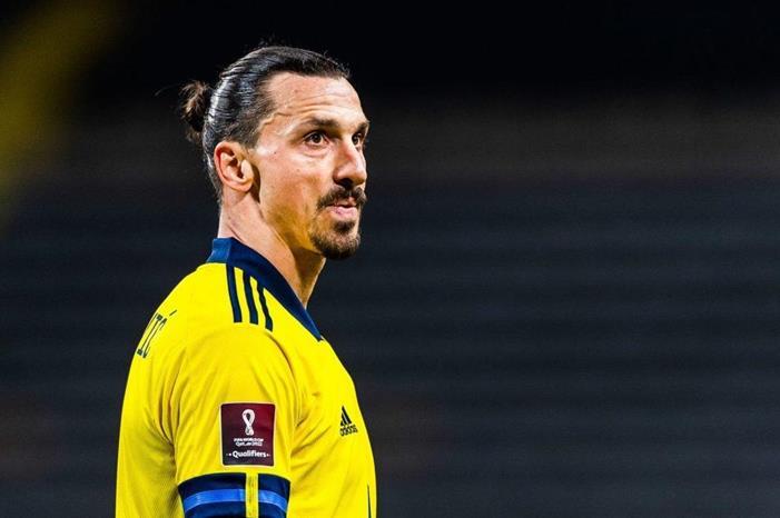 إبراهيموفيتش: أشعر بالهلع ،، استمتعوا بوجودي Zlatan-Ibrahimovic-Suede-1200x800