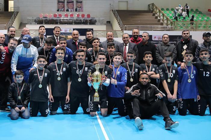 cbaa51a73849b5a79b9ff03506f5ab77