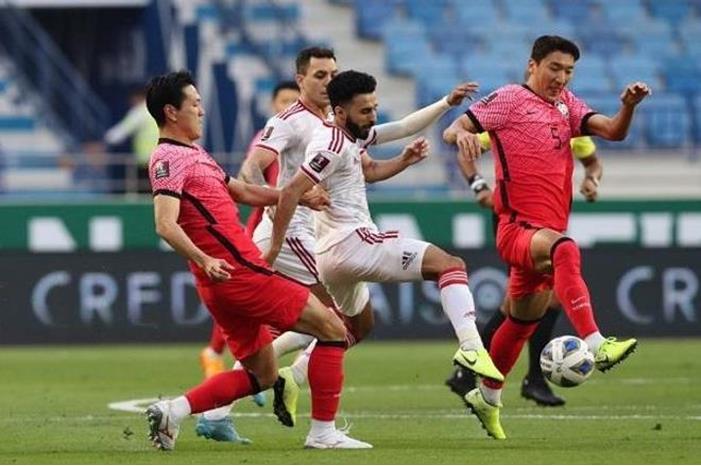 منتخب الإمارات يتأهل لمواجهة أستراليا في الملحق الآسيوي 100-194412--_16243294c75302_700x400