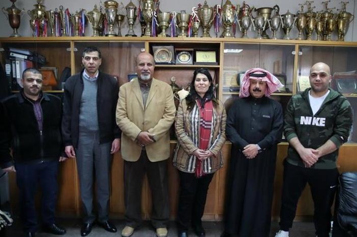 d110f22b704b6e56bdbb15d655875a1d_718_520_t_t_f