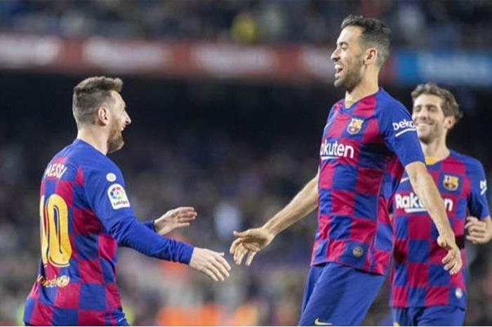 122-202944-messi-sergio-busquets-squad-most-appearence_700x400