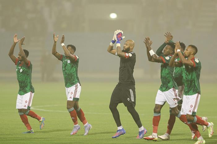 الاتفاق ينهض من غيبوبته بنقاط الأهلي المترنح FNCqT-qXsAARnI6-scaled