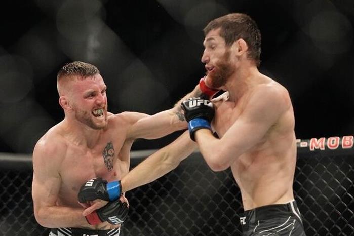 هزيمة مخيبة لآمال حبيب نورمحمدوف 6224da014c59b727236f1869