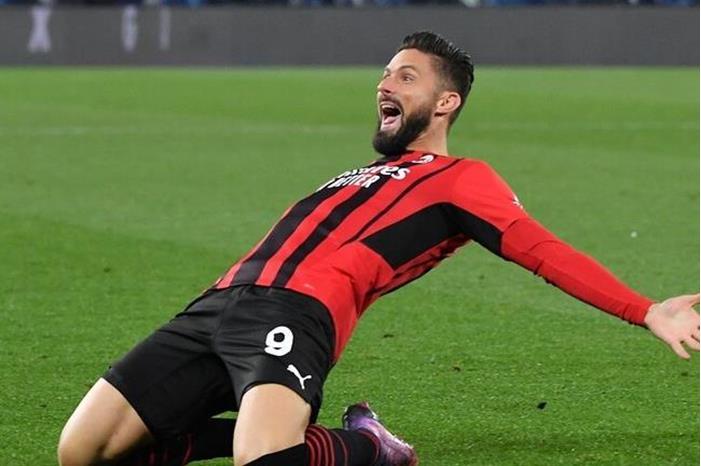 جيرو يقود ميلان لصدارة الكالتشيو 62252f7d4c59b725c234f90a (1)