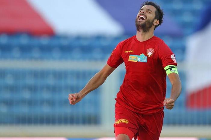 فاروق شافعي قائد نادي ضمك يتهم عبدالرزاق حمدالله بالاعتداء اللفظي عليه farouk