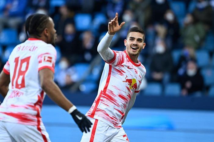 تحديد موعد مباراة لايبزيج ويونيون برلين بالكأس FMoBSx5WYAAuYnj