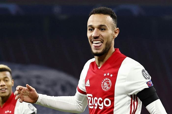 برشلونة يقدم عرضًا رسميًا لنجم المغرب image