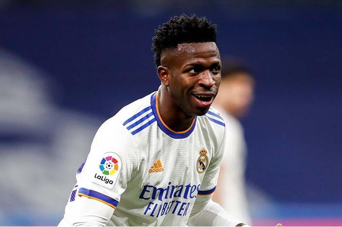 فينيسيوس جونيور:  لايمكن مقارنتي بنجوم ريال مدريد FInPpx7X0AAESPx