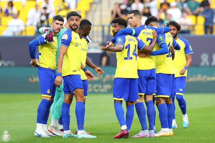 شاهد.. رونالدو يثور غضباً.. ويتعرض للعقوبة سريعاً FrMsValWAEMzGkn