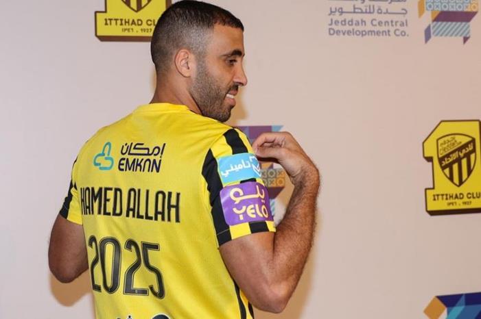 عبدالرزاق حمد الله يدخل التاريخ بالهدف الـ700 3