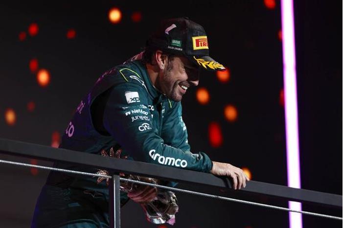 تغيير في ترتيب فورمولا 1.. قرار من الاتحاد الدولي للسيارات يعيد ألونسو للمركز الثالث 641852f842360410ec6d7318