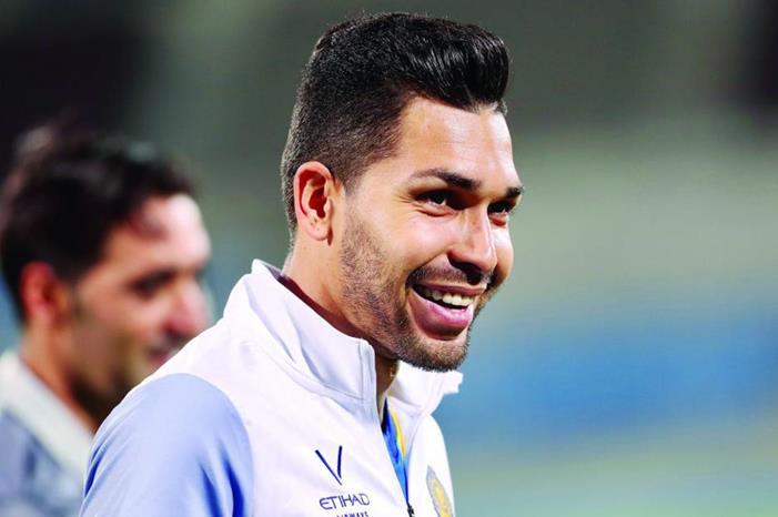 بتروس يتحدث عن تجربته مع النصر ويتوقع الفائز بلقب الدوري 950_1f94530f93