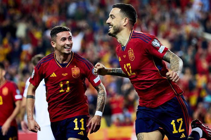 خوسيلو يكسر رقم موريينتس FsGlcmVX0AIKVBs