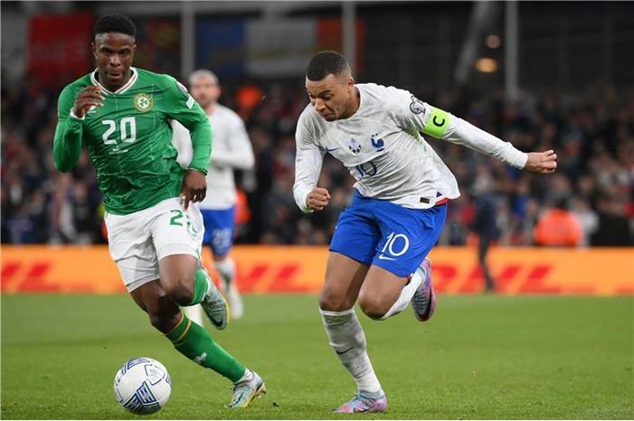 فرنسا تفتت حصن أيرلندا بصاروخ بافارد albums_matches_2877644_20230327-afp_33c69e6_afp