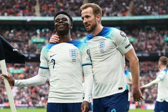 الصحف الإنجليزية تتغنى بكتيبة ساوثغيت 2023327221050941FQ