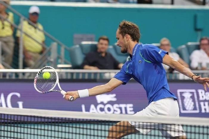 ميدفيديف إلى ربع نهائي بطولة ميامي للتنس 20233291149288195K