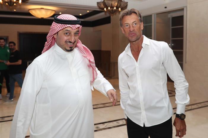 المسحل يكشف موعد الإعلان عن خليفة رينارد FO2k_WzXEAAUgu4