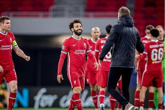 6424670242360444fd6f5bc1