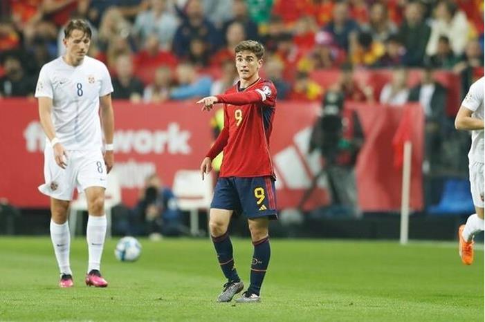 نجم برشلونة الصاعد جافي يثير الأزمات في منتخب إسبانيا 64259ee74236047f0e67c79a