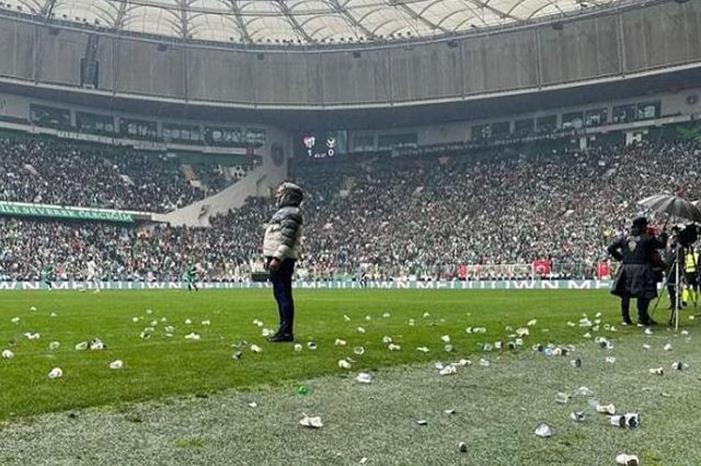 124-102038-turkish-league-knife-chaos-match_700x400