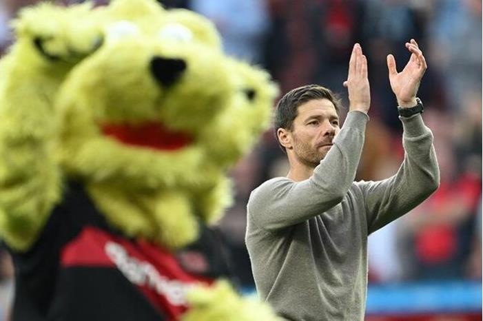 ألونسو يبلغ ليفربول بقراره النهائي 6606b2d44c59b74c3f703fbf