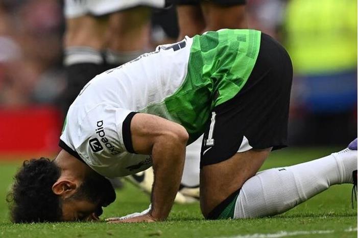 عاجل : تحسبا لرحيل صلاح إلى الدوري السعودي.. لاعب مصري آخر على رادار ليفربول 6606fbc74c59b722f76ba508