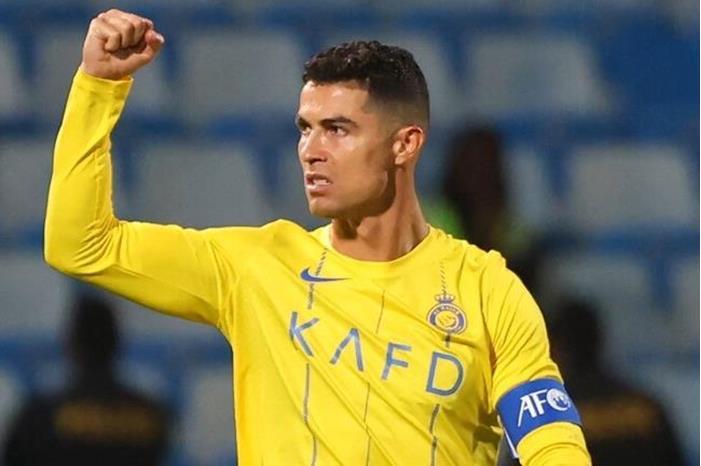 رونالدو يتفاعل مع فوز ابنه في نادي النصر بلقب الدوري السعودي للبراعم 65e5535e4c59b708035a905d