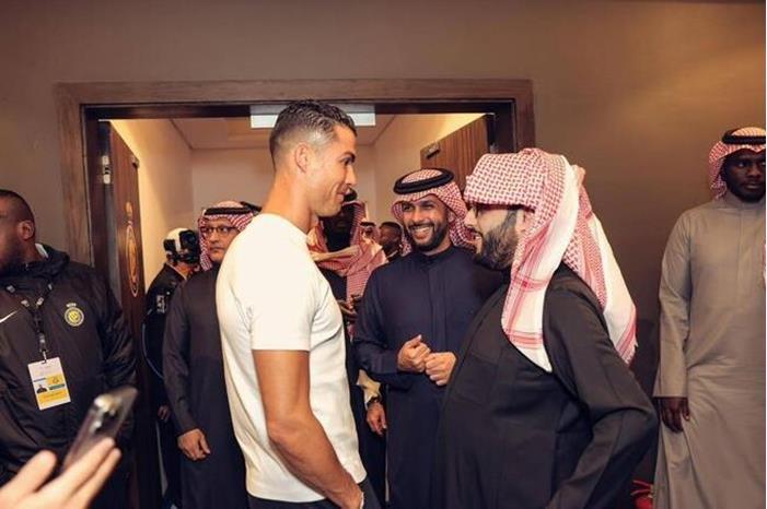 بالتعاون مع رونالدو .. تركي آل الشيخ يحضر لمفاجأة جديدة 65e807dd42360432ce7e5aff