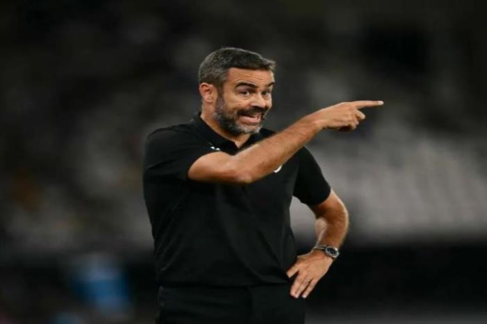 مدرب الريان: لا أخشى جماهير أهلي جدة 19_2025-638716028087974159-797