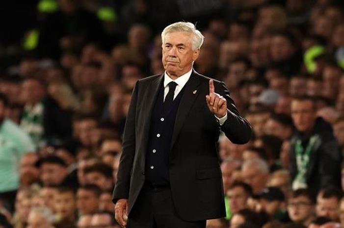 هل يستقيل أنشيلوتي من تدريب ريال مدريد ؟ كارلو-أنشيلوتي-8