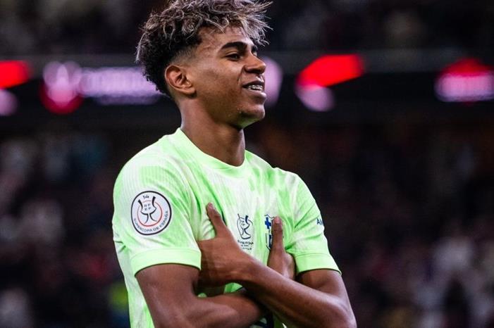 لامين-يامال1736369033